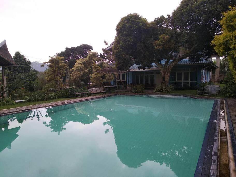 Garden Villas Cipanas Sindanglaya Exterior foto