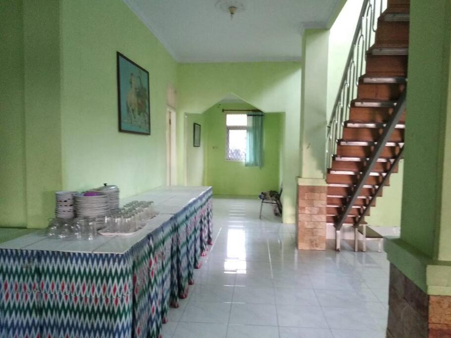 Garden Villas Cipanas Sindanglaya Exterior foto